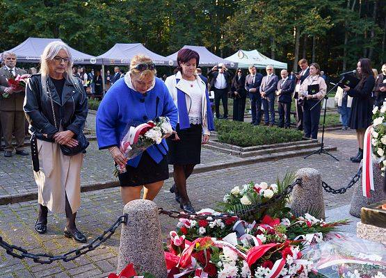 Grafika 71: Pamięć o ofiarach KL Stutthof w Krępie Kaszubskiej