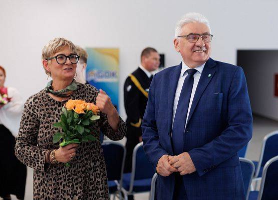 Grafika 17: Wernisaż wystawy "Military Art 2024/2025" w Leśnicach
