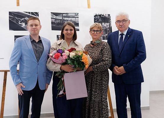 Grafika 22: Wernisaż wystawy "Military Art 2024/2025" w Leśnicach