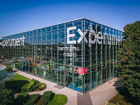 Budynek Centrum Nauki Experyment w Gdyni. grafika