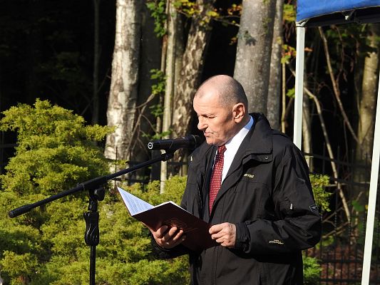 Grafika 19: Uroczystość patriotyczno - religijna ku czci pomordowanych więźniów obozu koncentracyjnego Stutthof