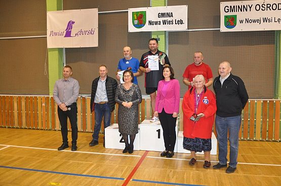 Współorganizatorzy turnieju ze zwycięzcami.