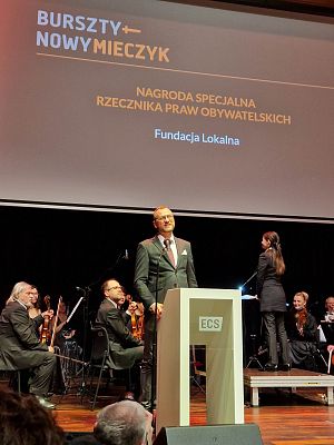 Grafika 3: Bursztynowy Mieczyk dla Fundacji Lokalnej