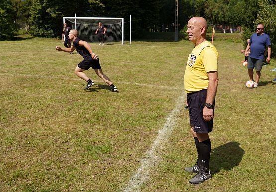 Grafika 5: Sportowa rywalizacja i wspólna zabawa w Chocielewku