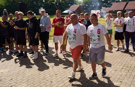 Grafika 39: Sportowa rywalizacja i wspólna zabawa w Chocielewku