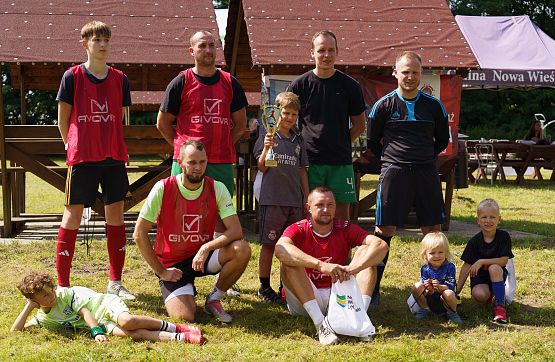 Grafika 48: Sportowa rywalizacja i wspólna zabawa w Chocielewku