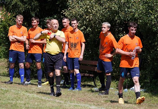 Grafika 16: Sportowa rywalizacja i wspólna zabawa w Chocielewku