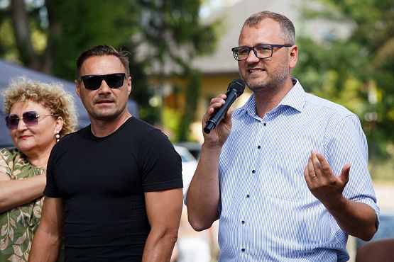 Grafika 33: Sportowa rywalizacja i wspólna zabawa w Chocielewku