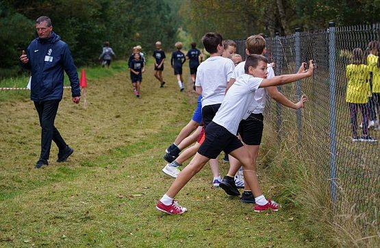 Grafika 2: Gminne Igrzyska w Sztafetowych Biegach Przełajowych