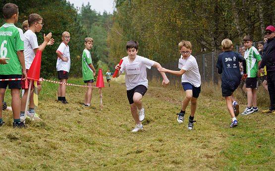 Grafika 5: Gminne Igrzyska w Sztafetowych Biegach Przełajowych