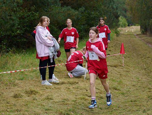 Grafika 35: Gminne Igrzyska w Sztafetowych Biegach Przełajowych