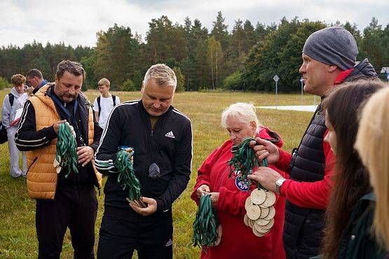 Grafika 41: Gminne Igrzyska w Sztafetowych Biegach Przełajowych
