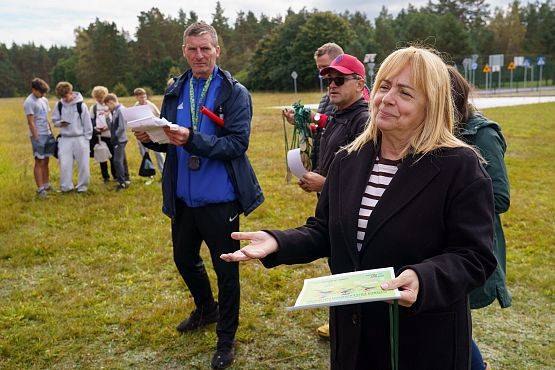 Grafika 43: Gminne Igrzyska w Sztafetowych Biegach Przełajowych