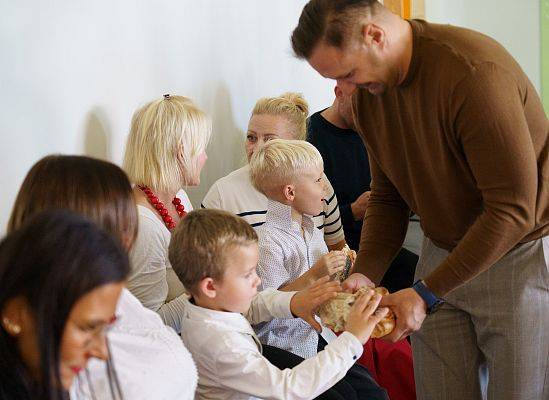 Grafika 3: Dożynki w Przedszkolu w Nowej Wsi Lęborskiej – radość, tradycja i wspólna zabawa