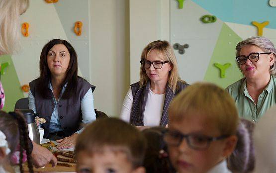 Grafika 5: Dożynki w Przedszkolu w Nowej Wsi Lęborskiej – radość, tradycja i wspólna zabawa