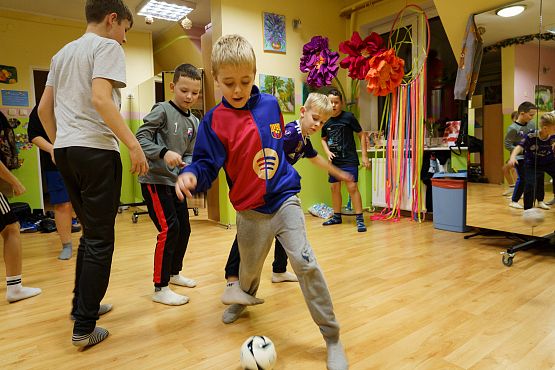 Grafika 7: Piłkarska noc w GOK-u - Polska kontra Holandia