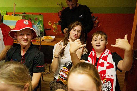 Grafika 33: Piłkarska noc w GOK-u - Polska kontra Holandia