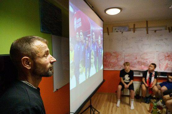 Grafika 36: Piłkarska noc w GOK-u - Polska kontra Holandia