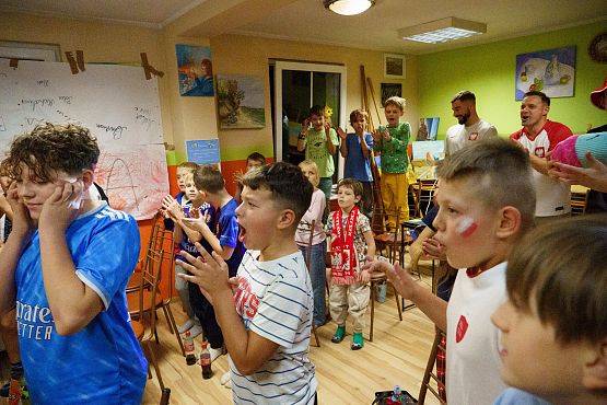 Grafika 43: Piłkarska noc w GOK-u - Polska kontra Holandia