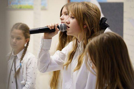 Grafika 13: VIII Powiatowy Konkurs Recytatorski Poezji Patriotycznej