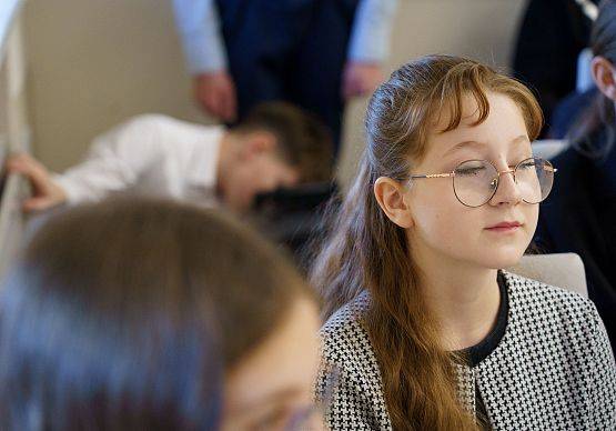 Grafika 15: VIII Powiatowy Konkurs Recytatorski Poezji Patriotycznej