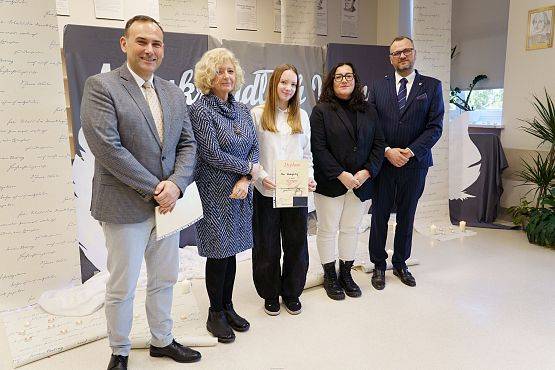 Grafika 50: VIII Powiatowy Konkurs Recytatorski Poezji Patriotycznej