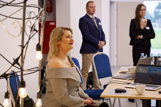 Grafika 12: Spotkanie Biznesu i Samorządu w Leśnicach - inspiracje, networking i plany na przyszłość