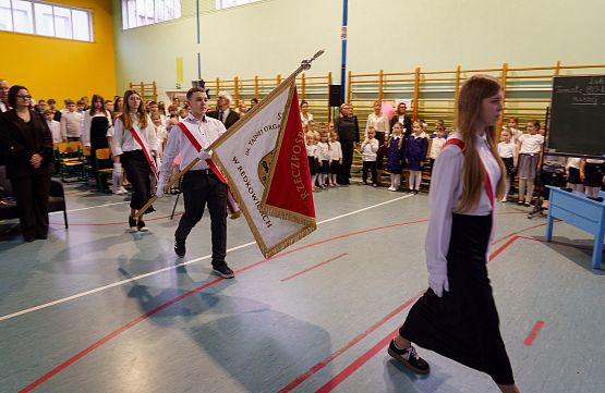 Grafika 6: 80-lecie Szkoły Podstawowej w Redkowicach