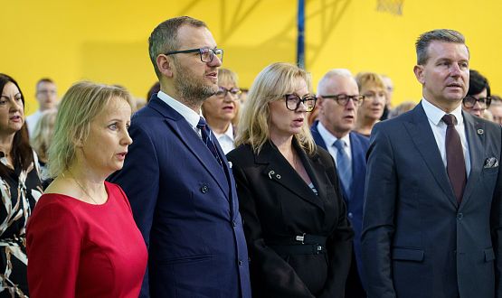 Grafika 7: 80-lecie Szkoły Podstawowej w Redkowicach