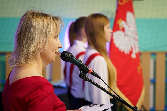 Grafika 8: 80-lecie Szkoły Podstawowej w Redkowicach