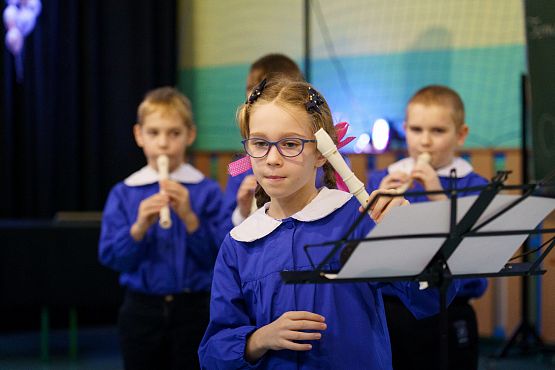 Grafika 29: 80-lecie Szkoły Podstawowej w Redkowicach