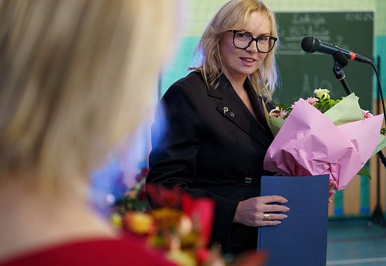 Grafika 35: 80-lecie Szkoły Podstawowej w Redkowicach