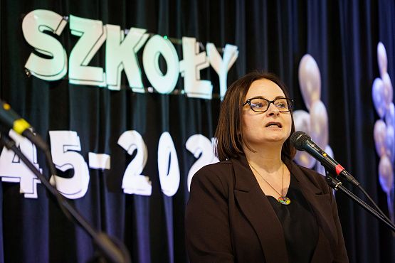 Grafika 39: 80-lecie Szkoły Podstawowej w Redkowicach