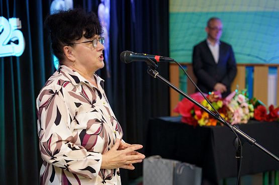 Grafika 40: 80-lecie Szkoły Podstawowej w Redkowicach