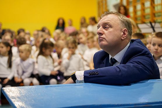 Grafika 41: 80-lecie Szkoły Podstawowej w Redkowicach