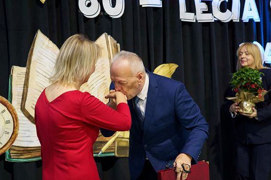 Grafika 56: 80-lecie Szkoły Podstawowej w Redkowicach