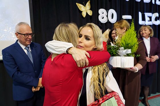 Grafika 61: 80-lecie Szkoły Podstawowej w Redkowicach