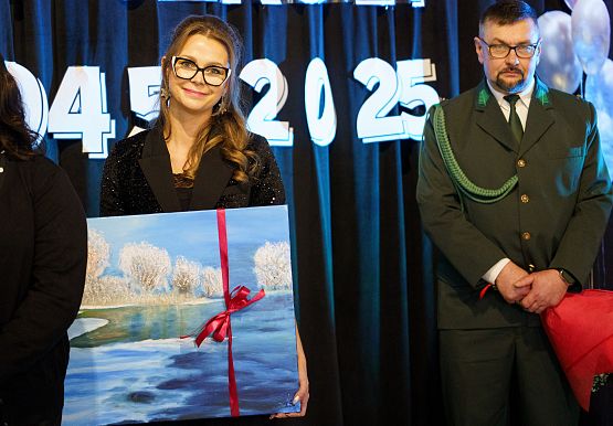 Grafika 63: 80-lecie Szkoły Podstawowej w Redkowicach