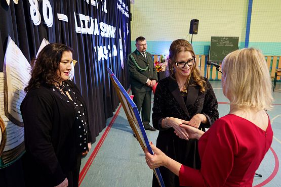 Grafika 65: 80-lecie Szkoły Podstawowej w Redkowicach