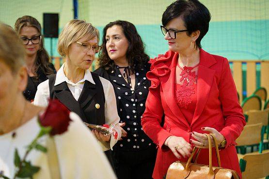 Grafika 72: 80-lecie Szkoły Podstawowej w Redkowicach