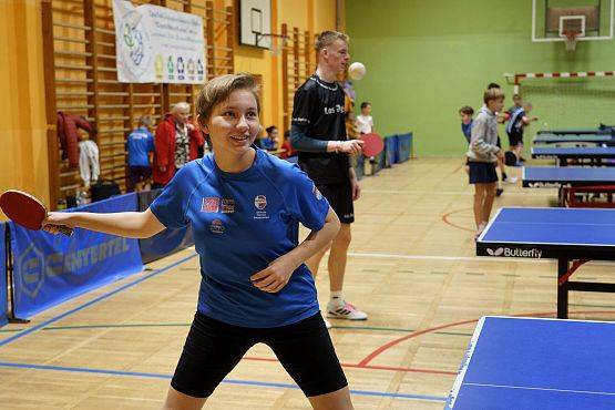 Grafika 6: Turniej tenisa stołowego dla dzieci i młodzieży