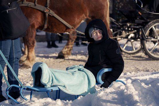 Grafika 18: Orszak Trzech Króli przeszedł ulicami Lubowidza i Mostów