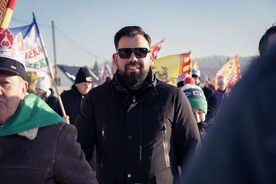 Grafika 31: Orszak Trzech Króli przeszedł ulicami Lubowidza i Mostów