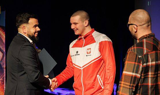 Grafika 18: Sukcesy sportowców z gminy docenione na XIX Gali Sportu Powiatu Lęborskiego