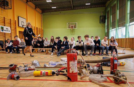 Grafika 9: Młodzi strażacy-ochotnicy rywalizowali w Nowej Wsi Lęborskiej