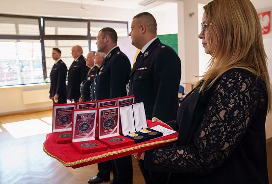 Grafika 1: Uhonorowanie strażaków i samorządowców z gminy Nowa Wieś Lęborska