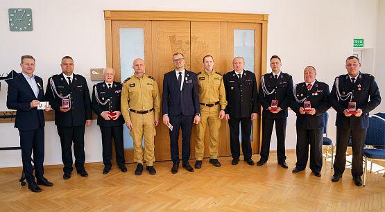 Grafika 12: Uhonorowanie strażaków i samorządowców z gminy Nowa Wieś Lęborska