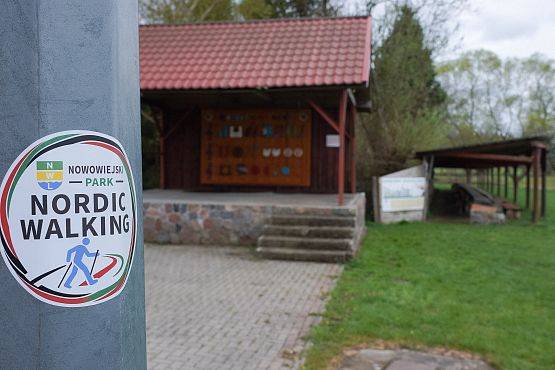 Grafika 5: Nowowiejski Park Nordic Walking zaprasza na szlaki