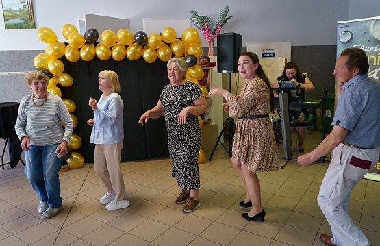 Grafika 13: Integracyjny Bal Seniora w Tawęcinie