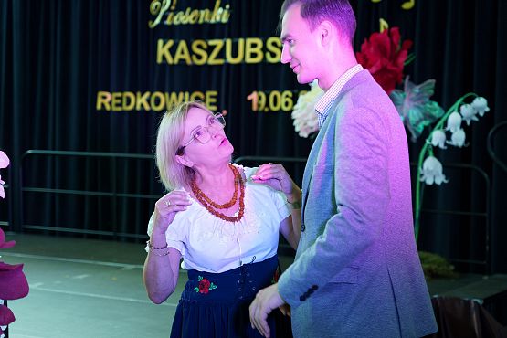 Grafika 4: Powiatowy Przegląd Piosenki Kaszubskiej w Redkowicach
